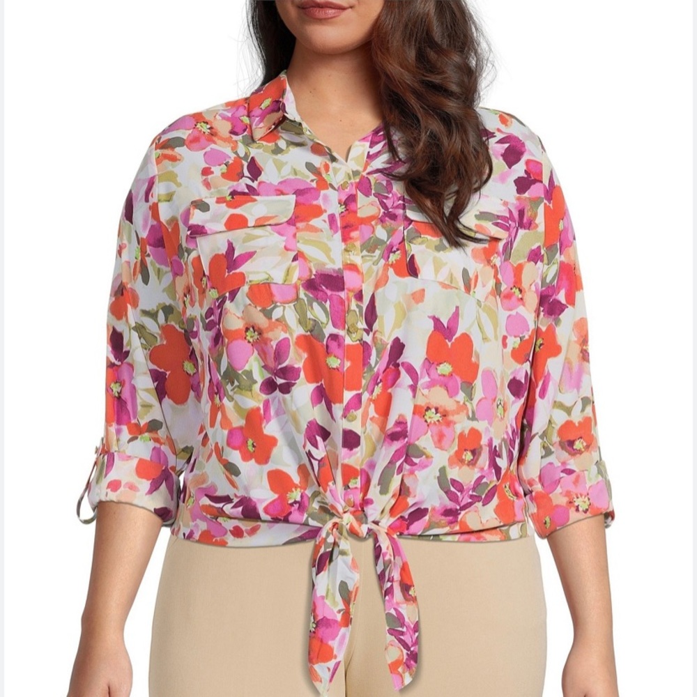 NWT Investment Woman Floral Print Roll Tab Sleeve Top
